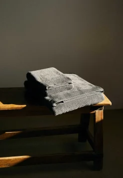 Scalpers Towels<Bath Towel Border