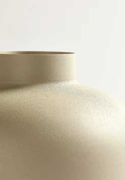 Scalpers Decorative Accessories<Decorative Metal Vase