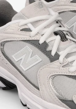Scalpers Sneakers<New Balance | 530 Unisex Sneakers