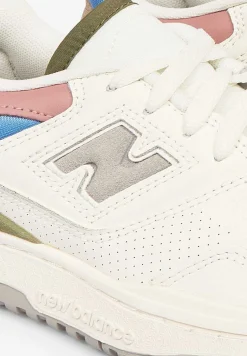 Scalpers Sneakers<New Balance | 550 Women'S Sneakers