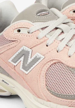 Scalpers Sneakers<New Balance | 2002R Women'S Sneakers