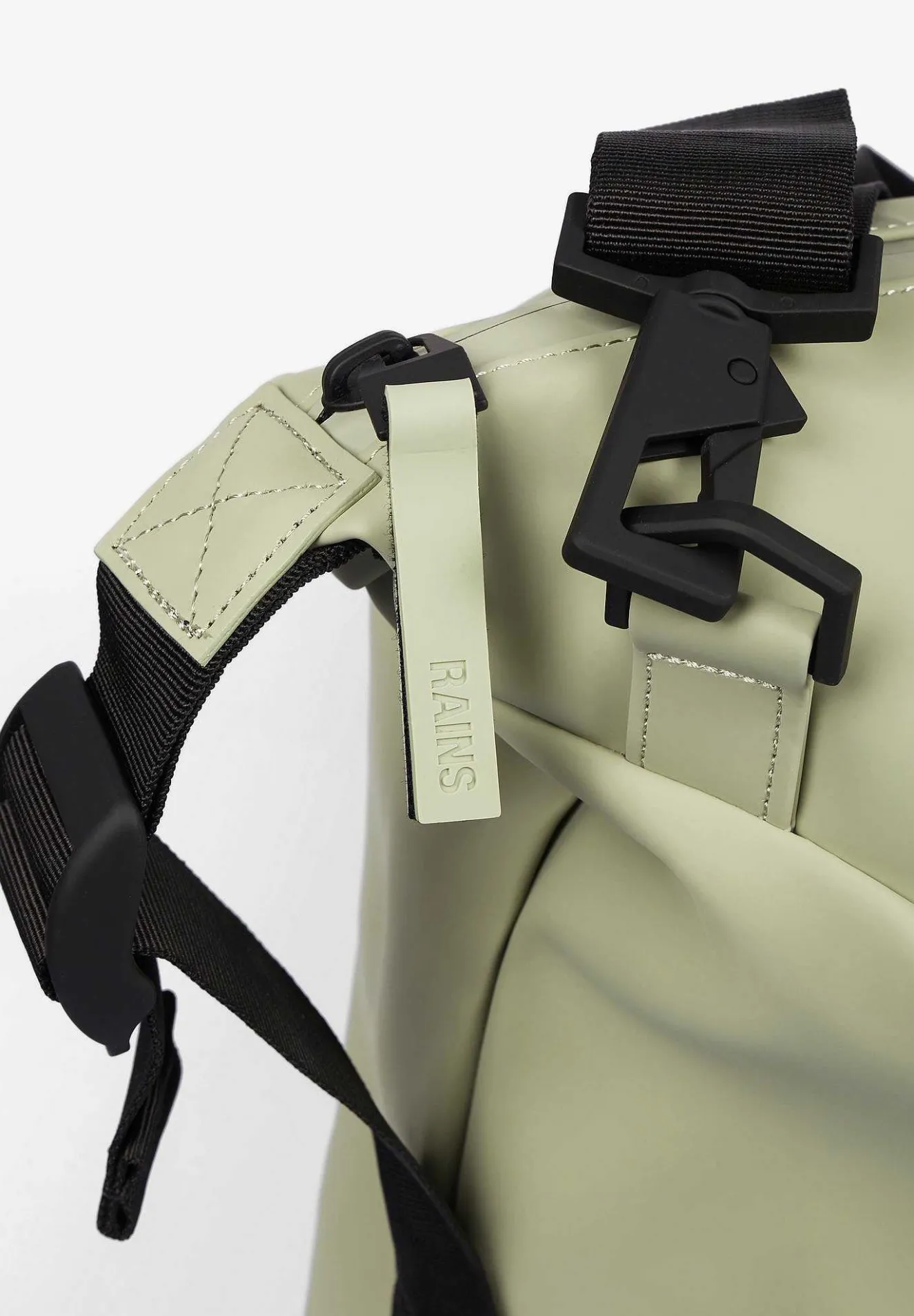 Scalpers Backpacks And Toiletry Bags<Rains | Weekend Thread Bag