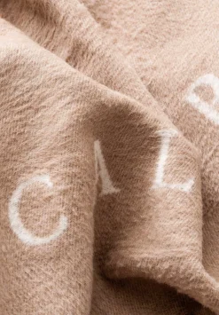 Scalpers Blankets< Fringe Blanket