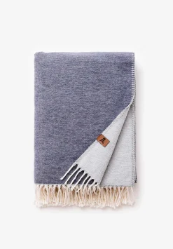 Scalpers Blankets< Fringe Blanket