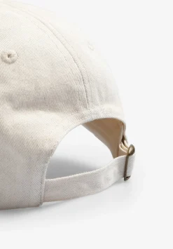Scalpers Caps<Tone Embroidered Skull Cap