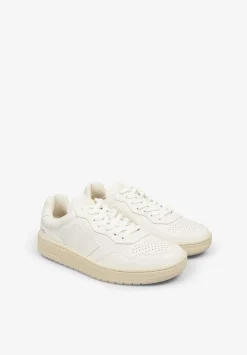 Scalpers Sneakers<Veja | V-90 Leather Sneakers
