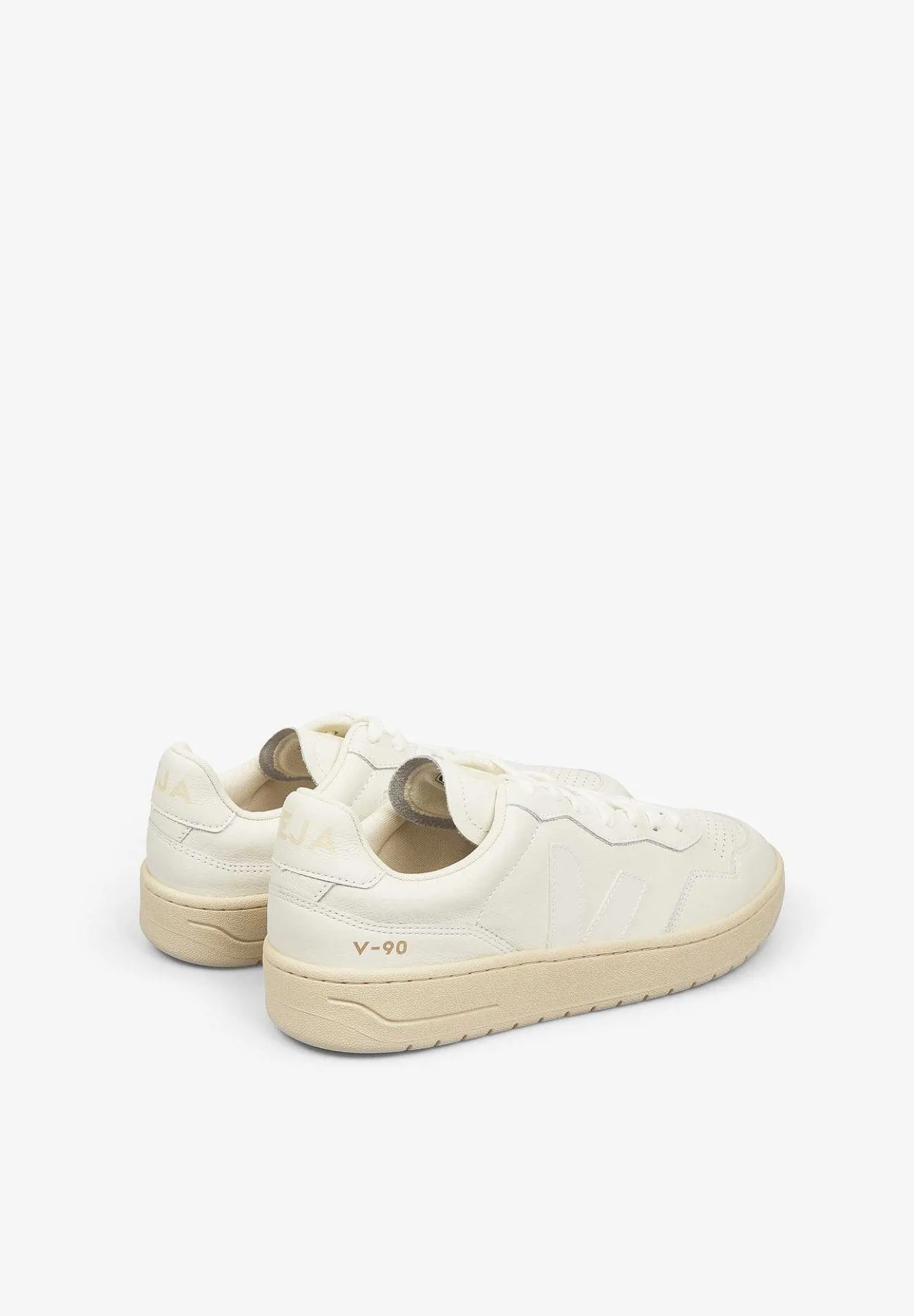 Scalpers Sneakers<Veja | V-90 Leather Sneakers